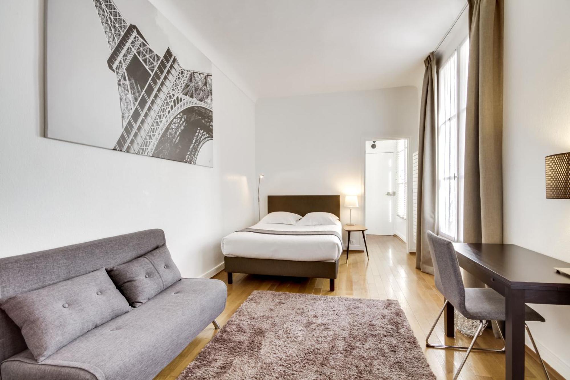 Apartments For Work In City Center Paris Bagian luar foto