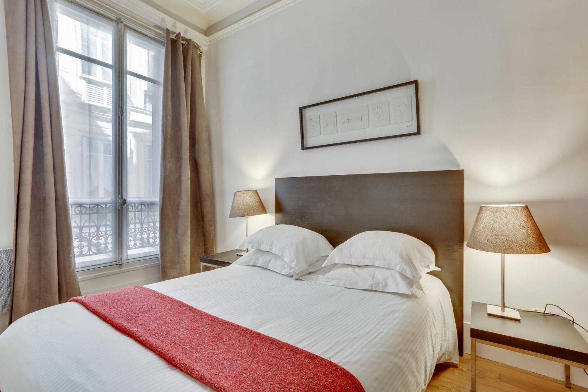 Apartments For Work In City Center Paris Bagian luar foto