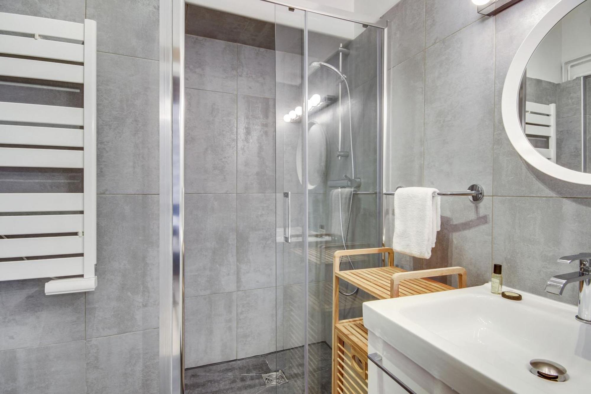 Apartments For Work In City Center Paris Bagian luar foto